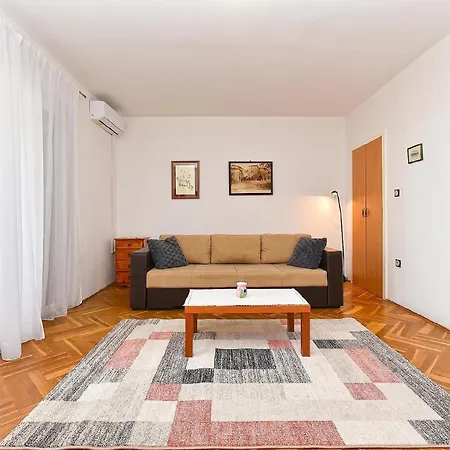 Apartment Fuer 3 Personen Ca 55 Qm In Medulin, Istrien Suedkueste Von Istrien Medulin